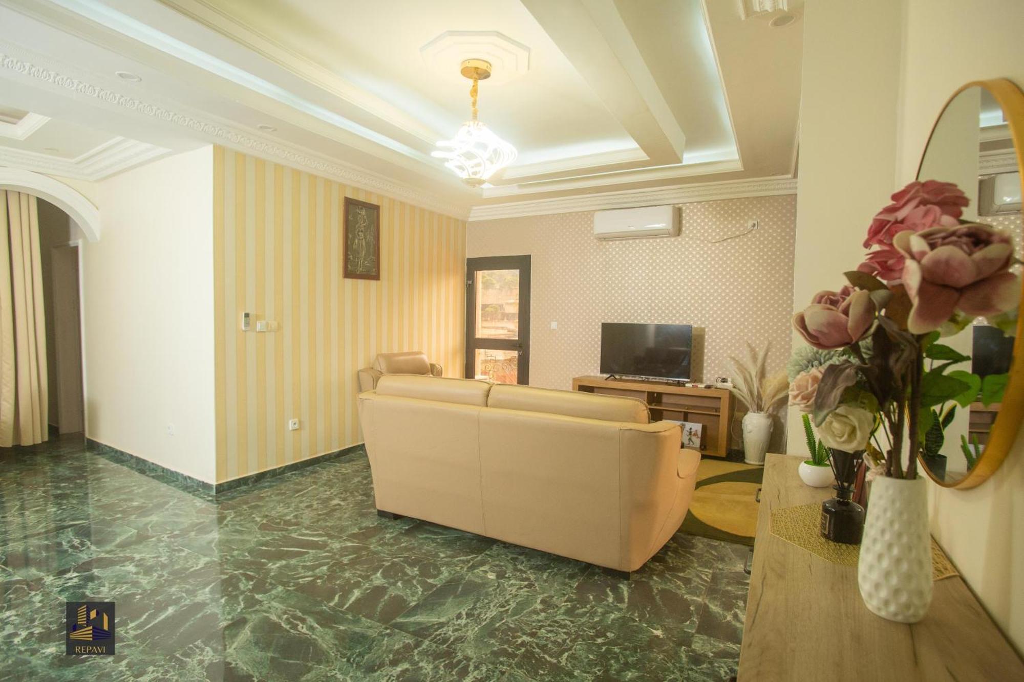 Repavi Lodge Yaoundé Zewnętrze zdjęcie